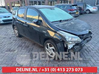 demontáž osobní automobily Toyota Yaris Yaris III (P13), Hatchback, 2010 / 2020 1.5 16V Hybrid 2015/6