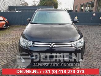 Mitsubishi Outlander Outlander (GF/GG), SUV, 2012 / 2022 2.0 16V PHEV 4x4 picture 2