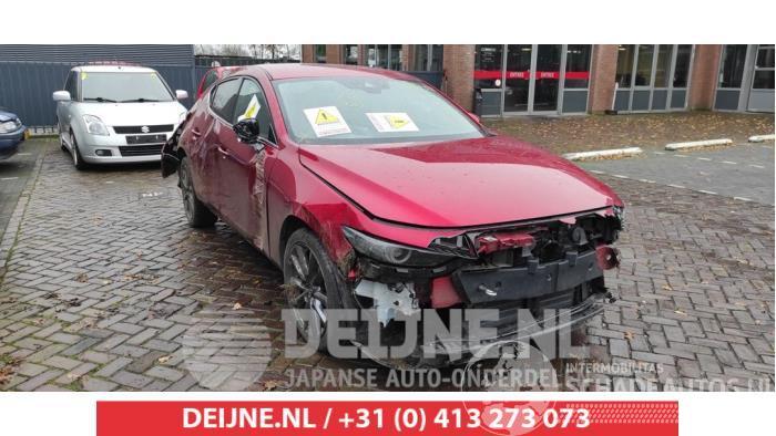 Mazda 3 3 Sport (BP), Hatchback, 2018 2.0 SkyActiv-G 122 Mild Hybrid 16V