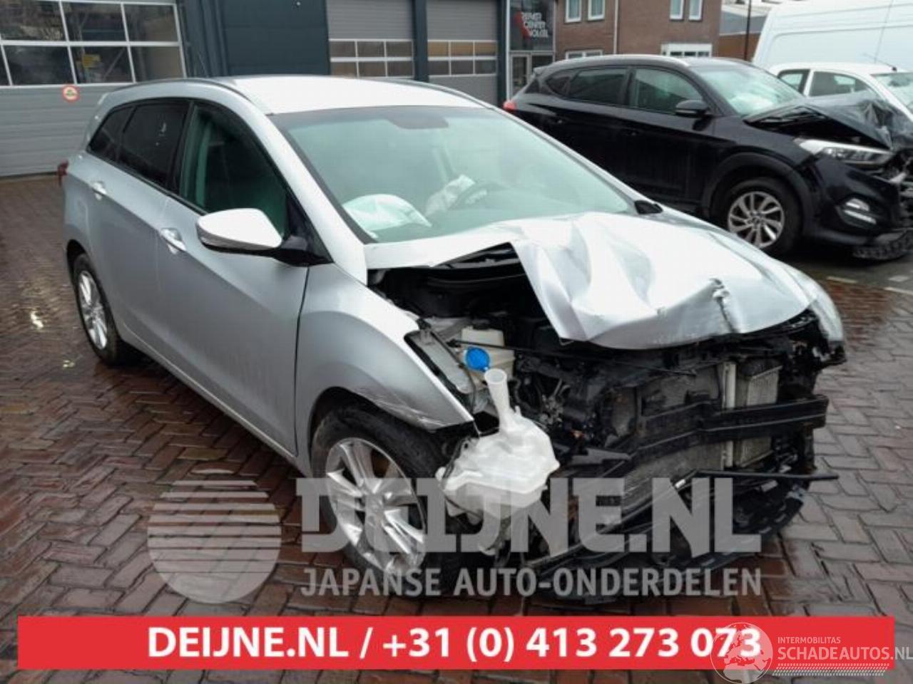 Hyundai I-30 i30 Wagon (GDHF5), Combi, 2012 1.6 CRDi Blue Drive 16V VGT
