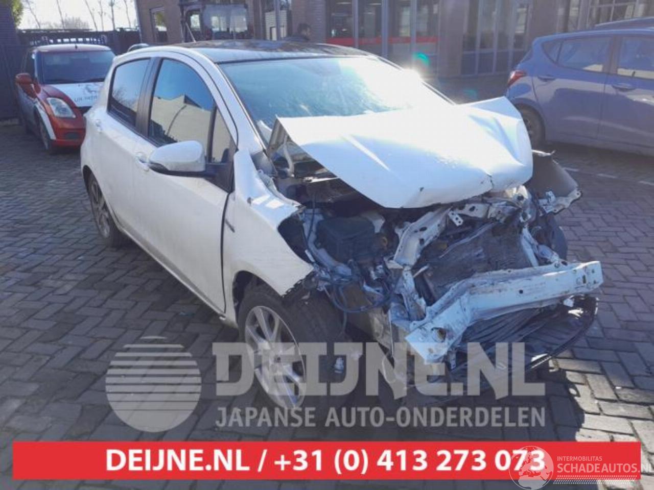 Toyota Yaris Yaris III (P13), Hatchback, 2010 / 2020 1.5 16V Hybrid