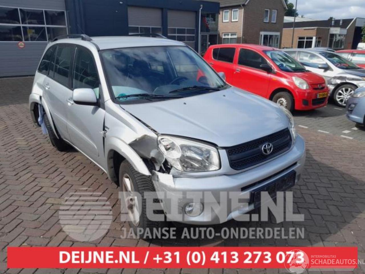 Toyota Rav-4 RAV4 (A2), Terreinwagen, 2000 / 2005 2.0 16V VVT-i 4x4