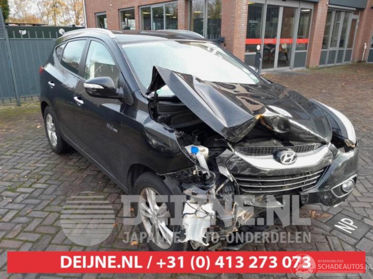 Hyundai Ix35 iX35 (LM), SUV, 2009 / 2015 1.6 GDI 16V