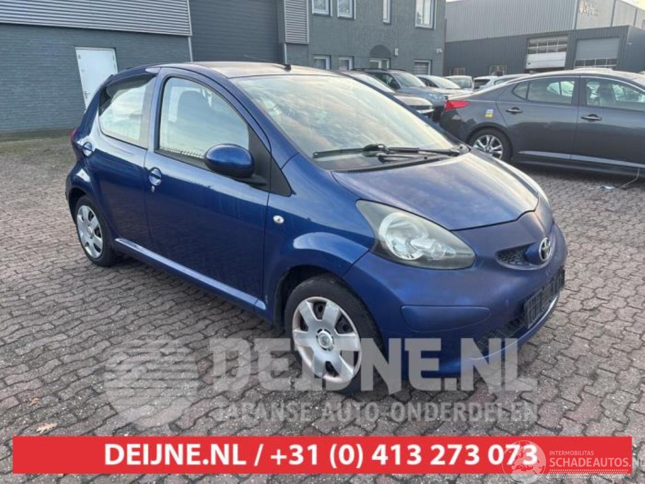 Toyota Aygo Aygo (B10), Hatchback, 2005 / 2014 1.0 12V VVT-i