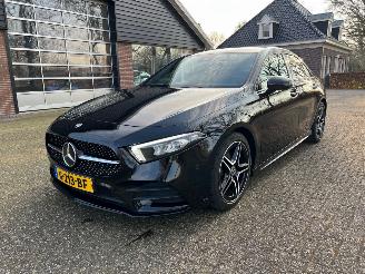 Vaurioauto  passenger cars Mercedes A-klasse 200 AMG Night Edition 2019/8