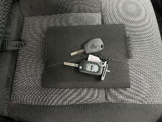 Renault Master 35 2.3 dCi 132kw L2H2 Navi Airco picture 15