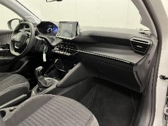 Peugeot 208 1.2 PureTech Active picture 12