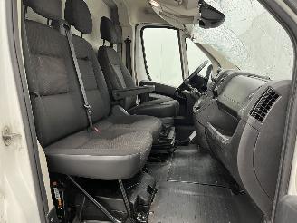 Citroën Jumper 35 2.2 BlueHDi 165 L3H2 Navi Clima picture 11