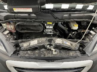 Peugeot Boxer 35 2.2 BlueHDI L3H2 Navi Airco picture 15