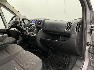 Peugeot Boxer 35 2.2 BlueHDI L3H2 Navi Airco picture 12