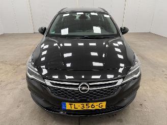Opel Astra Sport Tourer 1.0 Edition Navi Clima picture 5