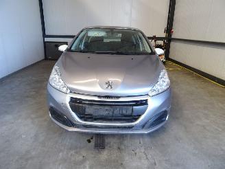 Démontage voiture Peugeot 208 1.2 VTI 2019/5