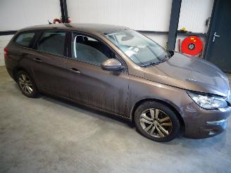 Purkuautot passenger cars Peugeot 308 BREAK 1.6 HDI 2015/11