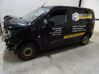 Salvage car Citroën Berlingo 1.5 HDI 2022/2
