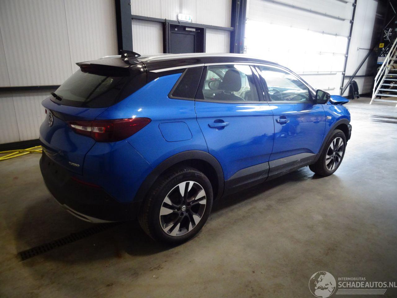 Opel Grandland 1.2 THP AUTOMAAT