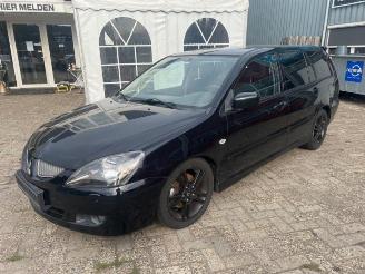 Mitsubishi Lancer  picture 3