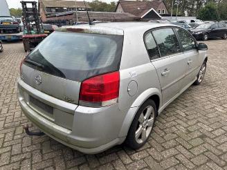 Opel Signum Signum (F48), Hatchback 5-drs, 2003 / 2008 2.2 direct 16V picture 7