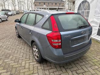 Kia Cee d Cee'd Sporty Wagon (EDF), Combi, 2007 / 2012 1.4 16V picture 5