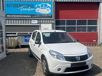 skadebil auto Dacia Sandero Sandero I (BS), Hatchback, 2008 / 2013 1.2 16V 2011/12