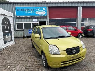 Coche siniestrado Kia Picanto Picanto (BA), Hatchback, 2004 / 2011 1.1 12V 2006/7
