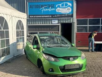 Vrakbiler auto Mazda 2 2 (DE), Hatchback, 2007 / 2015 1.5 16V S-VT 2008/2