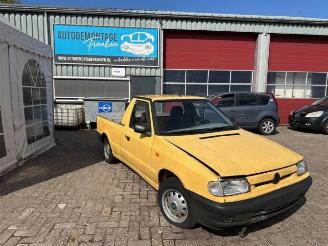 Vrakbiler auto Skoda Felicia Felicia Fun (797), Pick-up, 1995 / 2002 1.9 D 2000/7