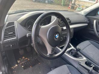 BMW 1-serie 1 serie (E87/87N), Hatchback 5-drs, 2003 / 2012 118i 16V picture 4