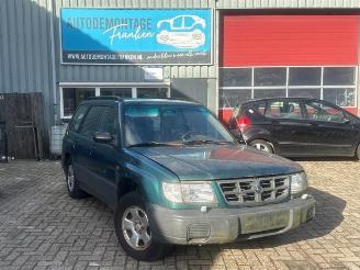 skadebil auto Subaru Forester Forester (SF), SUV, 1997 / 2002 2.0 16V 2002/1