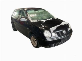 Uttjänta bilar auto Volkswagen Polo Polo IV (9N1/2/3), Hatchback, 2001 / 2012 1.4 16V 75 2004/9