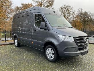 Mercedes Sprinter 317 L2H2 Automaat | PRO | Cruise | Camera | Stroelverw. | MBUX | BPM Vrij! picture 13