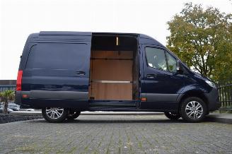 Mercedes Sprinter 317 L2H2 Automaat | 3,5t Trekhaak | Cruise | Camera | Stoelverw. | MBUX | BPM Vrij picture 3