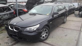 Vrakbiler auto BMW 5-serie 5 serie Touring (E61), Combi, 2004 / 2010 525d 24V 2006/11