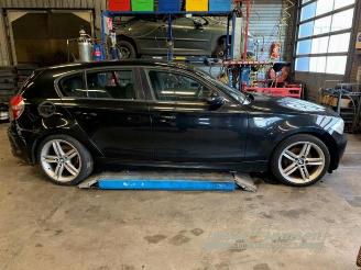 BMW 1-serie 1 serie (E87/87N), Hatchback 5-drs, 2003 / 2012 118d 16V picture 4