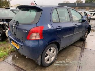 Toyota Yaris Yaris II (P9), Hatchback, 2005 / 2014 1.3 16V VVT-i picture 2