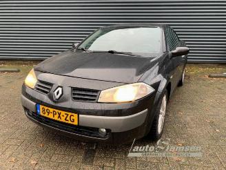 Vrakbiler auto Renault Mégane Megane II CC (EM), Cabrio, 2003 / 2010 2.0 16V 2005/1