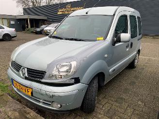skadebil auto Renault Kangoo  2007/5