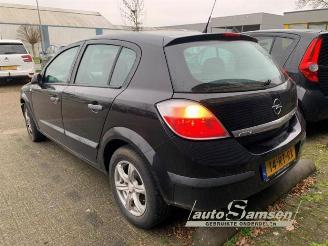 Opel Astra Astra H (L48), Hatchback 5-drs, 2004 / 2014 1.6 16V Twinport picture 3