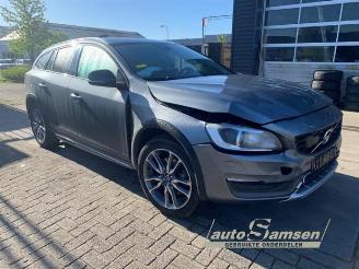 Volvo V-60 V60 Cross Country I (FZ), Combi, 2010 / 2018 2.0 D4 16V picture 9