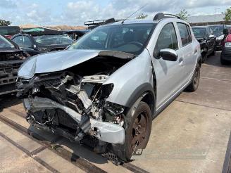 Uttjänta bilar auto Dacia Sandero Sandero II, Hatchback, 2012 0.9 TCE 12V 2015/2