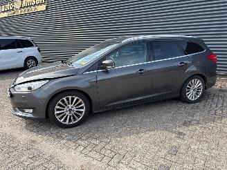 Ford Focus  picture 2