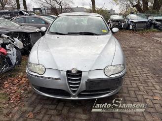Alfa Romeo 147 147 (937), Hatchback, 2000 / 2010 1.6 Twin Spark 16V picture 2