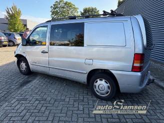 Mercedes Vito Vito (638.1/2), Bus, 1996 / 2003 2.2 CDI 110 16V picture 3