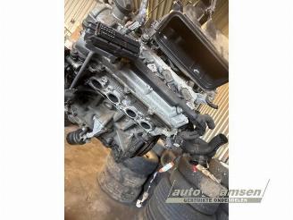 Toyota Yaris Yaris II (P9), Hatchback, 2005 / 2014 1.3 16V VVT-i picture 10