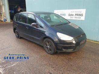 krockskadad bil auto Ford S-Max  2007/11