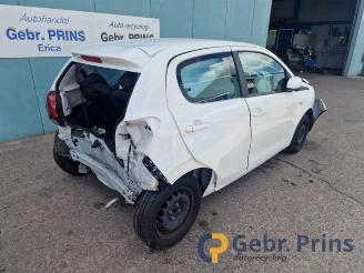 Peugeot 108 108, Hatchback, 2014 1.0 12V picture 2