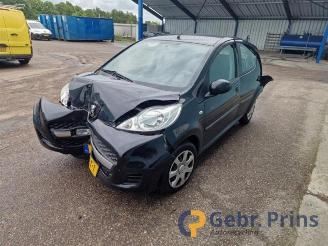 Peugeot 107 107, Hatchback, 2005 / 2014 1.0 12V picture 4