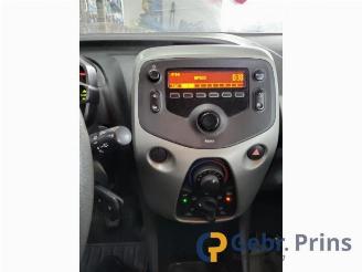 Peugeot 108 108, Hatchback, 2014 1.0 12V picture 9