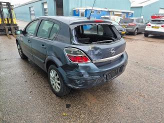 Opel Astra Astra H (L48), Hatchback 5-drs, 2004 / 2014 1.8 16V picture 3