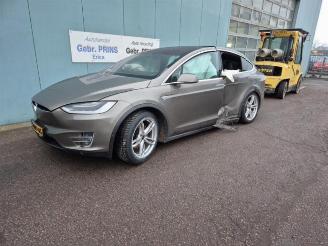 Uttjänta bilar auto Tesla Model X Model X, SUV, 2013 90D 2016/8