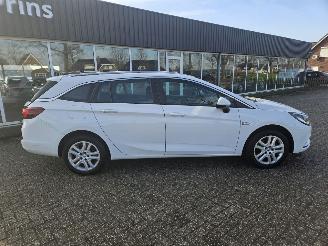 Opel Astra 1.0 Turbo 12V Combi/o  Benzine 999cc 77kW (105pk) FWD picture 2